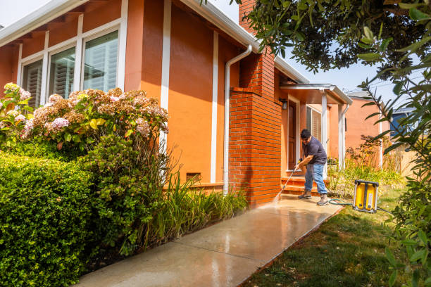 Garage Pressure Washing in South St Paul, MN